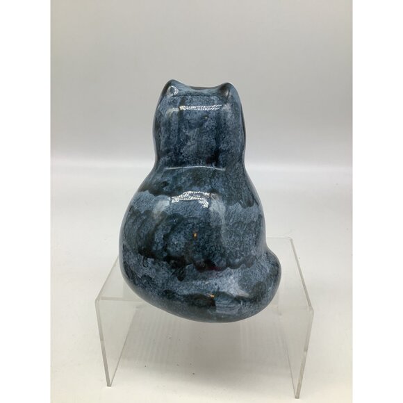 Handmade M A Hadley Blue & White Pottery Cat Figurine With Glossy Finish - Picture 5 of 7